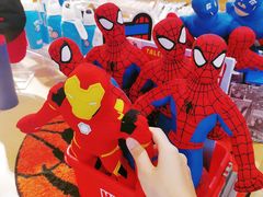 -名创优品(北京新中关购物中心地铁层店)