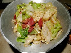 干锅包心菜-新白鹿餐厅(金鹰新街口店)