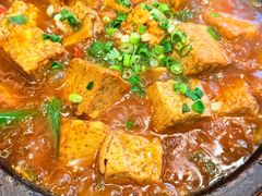 -民族手抓羊肉馆·滩羊手抓·烤全羊