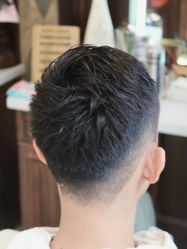 -格图男士理发馆