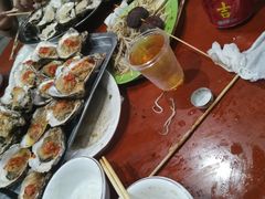 -蚝哥花姐湛江烤生蚝(美丽湾市场店)