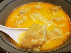金汤黄鱼馄饨-蟹黄鱼·深夜面馆(巨鹿路店)