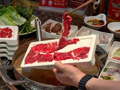 -来龍儿鲜切牛肉自助老火锅