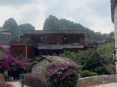 -高荡千年布依古寨旅游景区