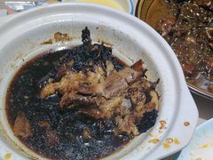-老码头黑皮肘子锅包肉(赣水路店)