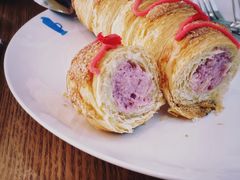 樱桃酸奶卷-Blueglass酸奶(财富购物中心店)