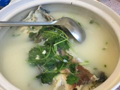 -天乐农家鱼头王(天目湖店)