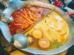 -湊湊火锅·茶憩(南京东路悦荟店)