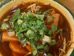 -拈签一笑黄牛肉辣卤串串
