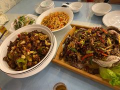 -马尔龙新疆饭店·清真(瑞景店)