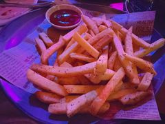 -MARU玛露音乐餐厅(大学路店)