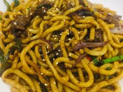 黑椒牛柳炒乌冬-煲煲掂风味煲仔饭餐厅(西区店)