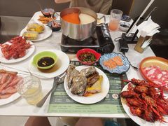-金马门国际美食百汇(珞喻路店)