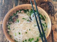 -正宗李家土鸡米线店