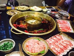 -岗上渣渣老火锅(两路口店)