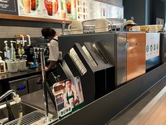 -星巴克(杭州湖滨银泰E区店)