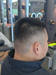 -藤野造型烫染·漂发