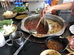 -重庆风光老灶火锅城(同德广场店)