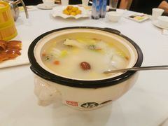 锅仔香菜丸子-鸿运楼烤鸭店(天桥店)
