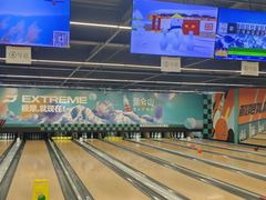 -极限PLAY运动娱乐新世界·团建派对潮玩休闲馆·室内蹦极高空游乐园
