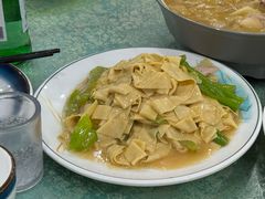 -鹤乡东北菜(崮山路店)