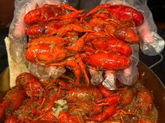 -何师烧烤Pro ·小龙虾·江湖川菜·精酿啤酒(太古里旗舰店)