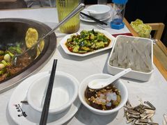 -鲁员外地锅鸡地锅鱼(古墩路店)