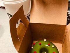 -星巴克(北京市民生金融中心店)