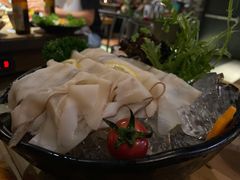 -湊湊火锅·茶憩(杭州湖滨银泰in77店)