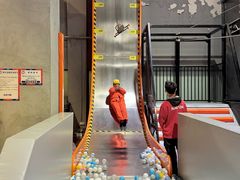 -嗨翻Hi-Fun竞技主题乐园·蹦床亲子生日轰趴(国光1937店)