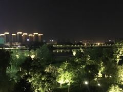 -南京眼步行桥