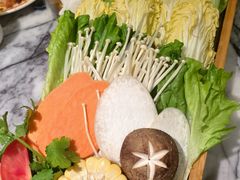蔬菜拼盘-鱼豆吉·豆浆鱼火锅(宜昌万达店)