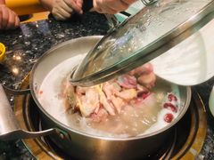鸡汤火锅-一席地·本地鸡窝·杭帮鸡火锅(萧山银隆百货店)