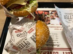 -The Habit Burger Grill 哈比特汉堡(复兴soho店)