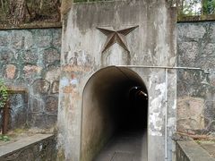 -滴水洞景区
