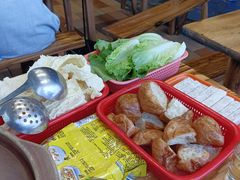 -广味炭炉鸡煲(宝业路分店)