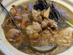 -头上红煨盐鸡·非遗院子餐厅