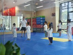 -健成运动中心·体适能跆拳道少儿格斗体考跳绳