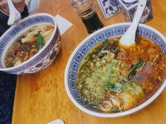 -沪西老弄堂面馆(定西路店)