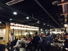 大堂-红九格老火锅(三峡广场店)
