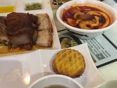 -新大咀港式茶餐厅(宝山万达店)