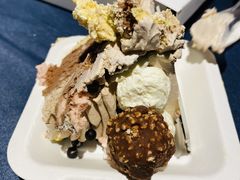 疯狂坚果巧克力冰淇淋8英寸-八喜冰淇淋蛋糕(富国店)