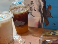 -瑞幸咖啡(中原万达店)