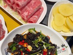 -四季喧黔味豆米火锅(万达广场店)