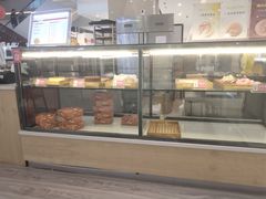 面包甜点陈列柜-窑滚面包专门店(马鞍山金鹰店)