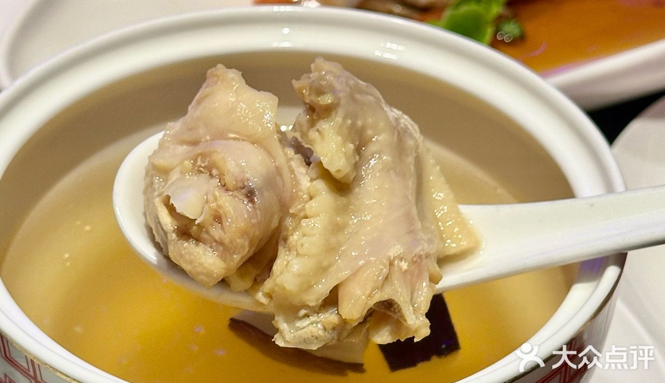 笑死，公司尾牙竟然选了我家的年夜饭餐厅