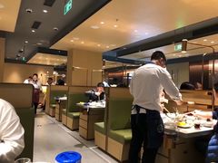 -海底捞火锅(金山百联店)