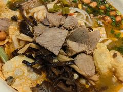-丽丽三鲜螺蛳粉(田林路店)