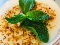 宫廷杏仁豆腐-四季民福烤鸭店(前门廊房二条店)