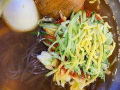 -服务大楼冷面(延大店)